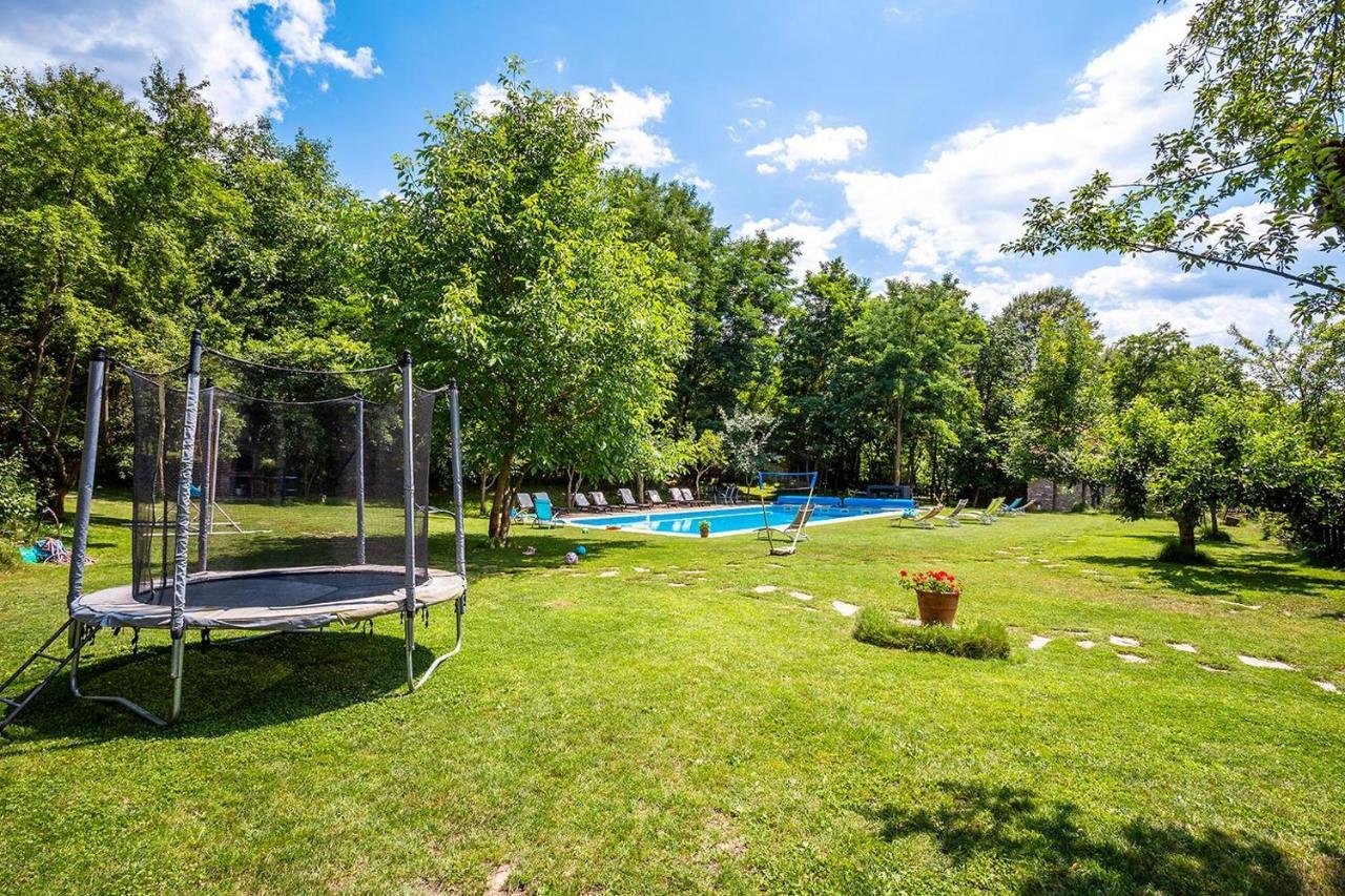 Garmen Hills Guest Houses Kültér fotó