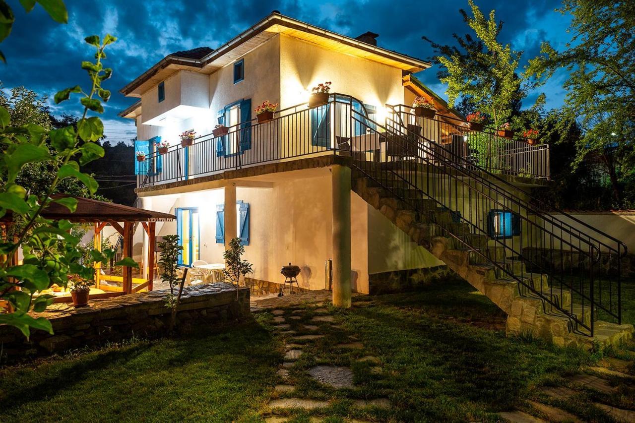 Garmen Hills Guest Houses Kültér fotó