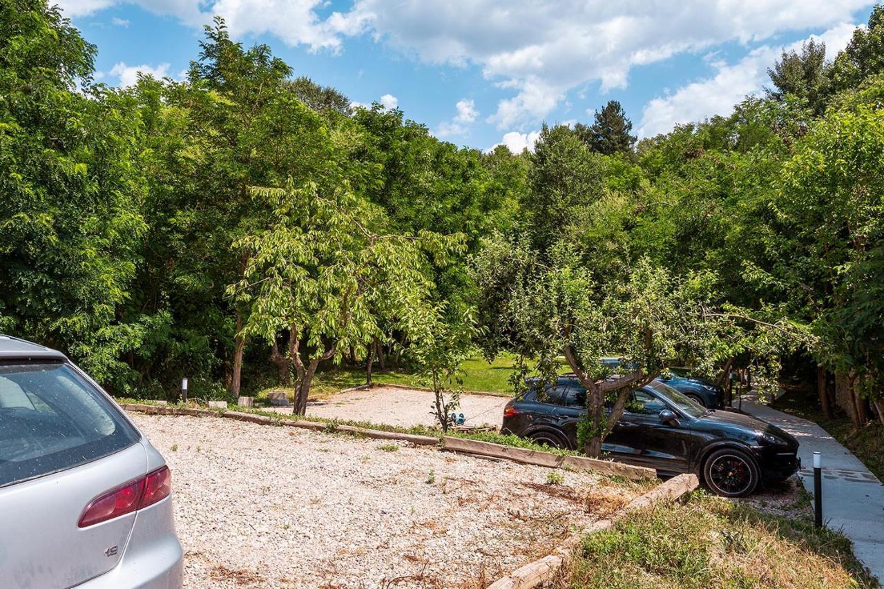 Garmen Hills Guest Houses Kültér fotó